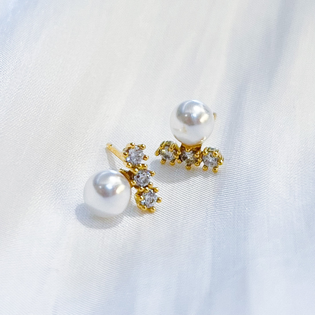 925 Sterling Silver Earrings - Shiny Pearl in T Shape